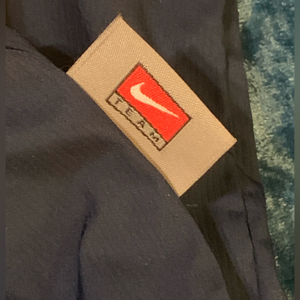Nike Pullover - Picture 15 of 16
